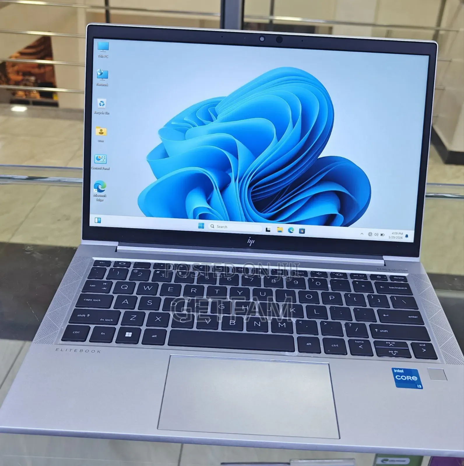 New Laptop HP EliteBook 830 G8 16GB Intel Core I7 SSD 512GB