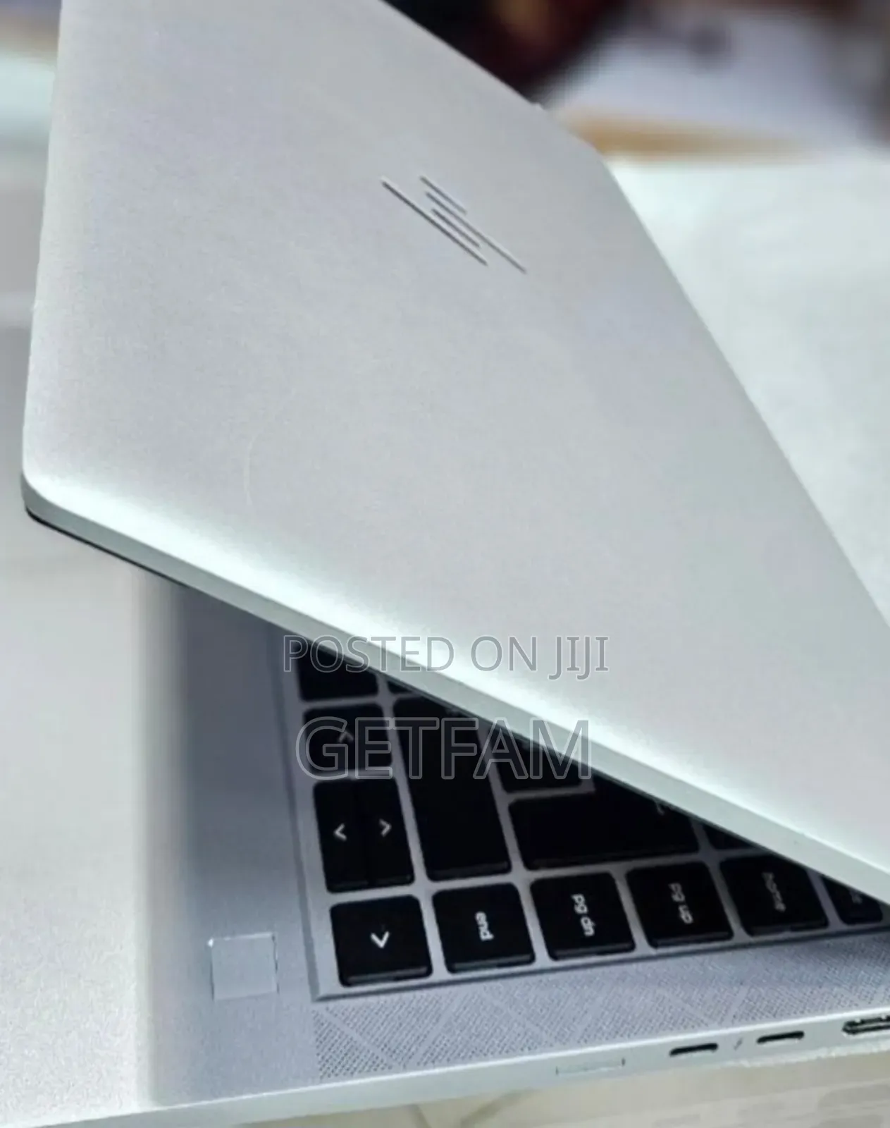 New Laptop HP EliteBook 840 G8 16GB Intel Core I7 SSD 512GB