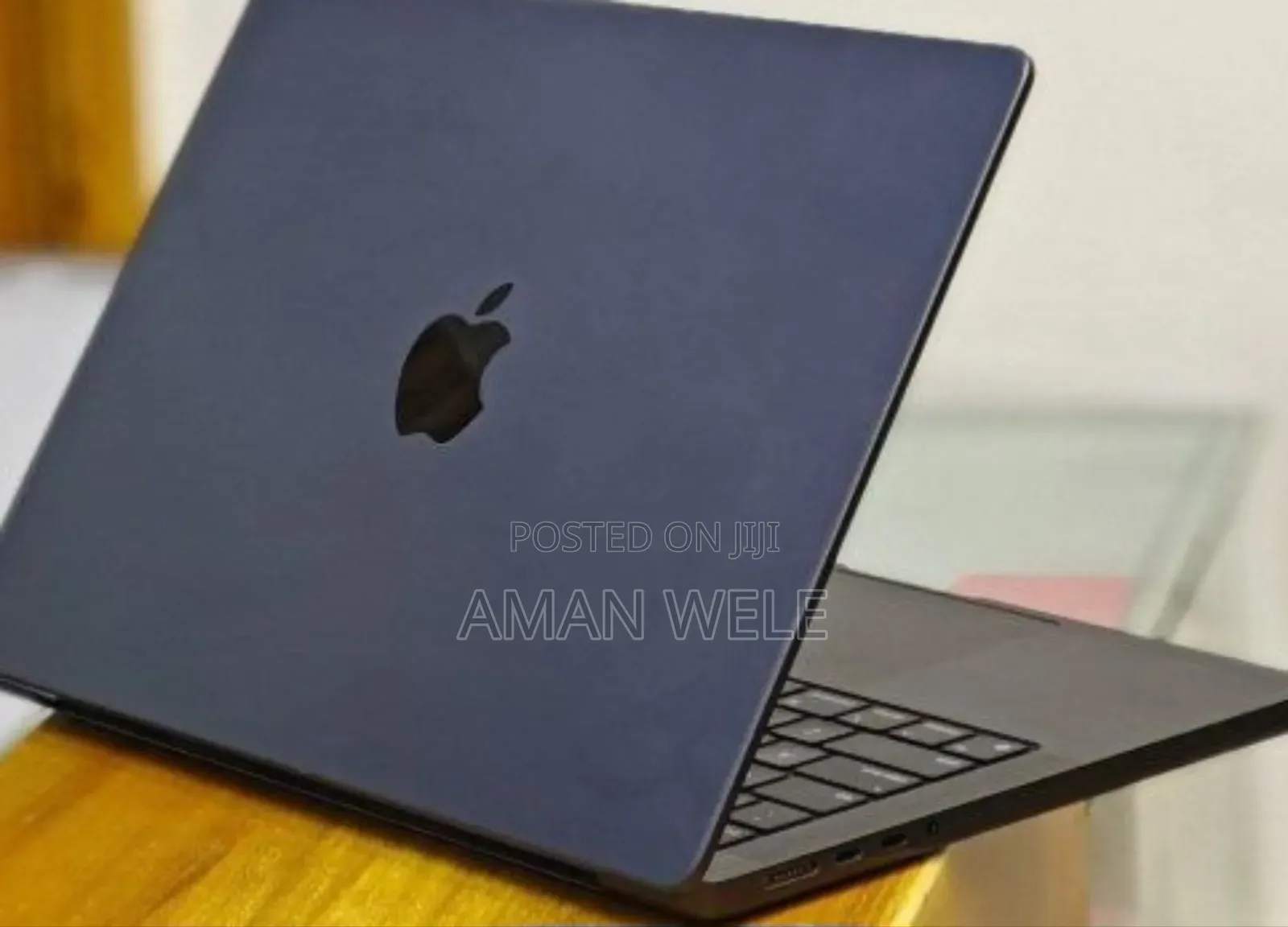 New Laptop Apple MacBook Pro 2023 M3 14-Inch 18GB Apple M3 SSD 512GB