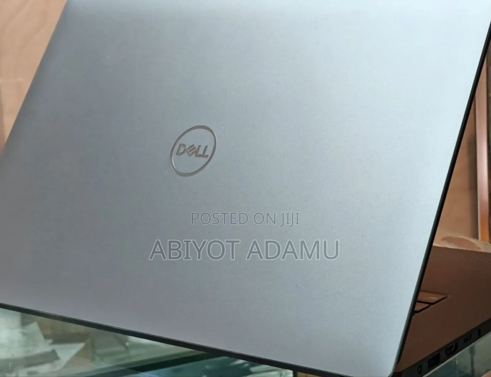 New Laptop Dell Precision 5540 16GB Intel Core I7 SSD 512GB