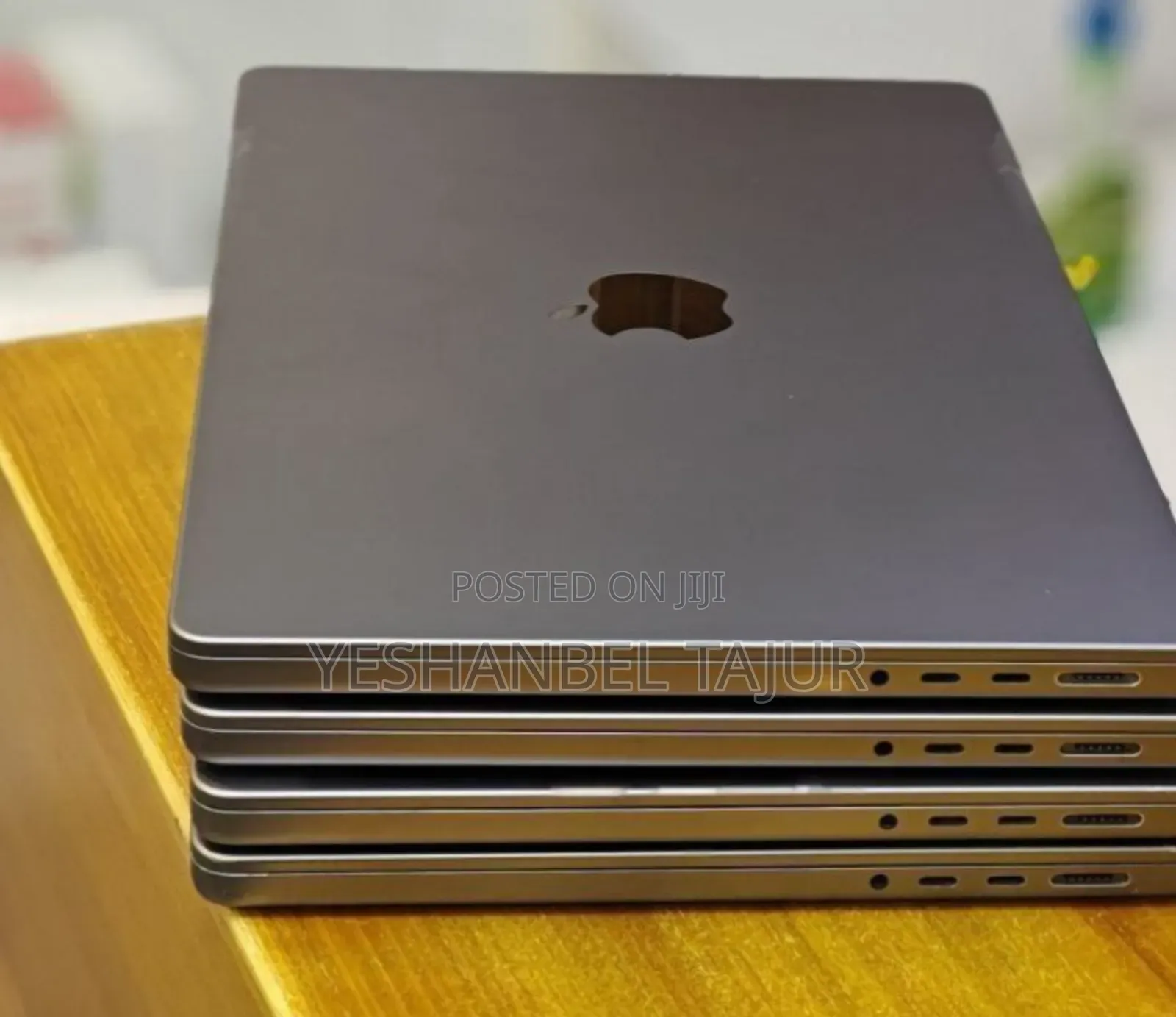 New Laptop Apple MacBook Pro M1 32GB Apple M1 Pro SSD 512GB