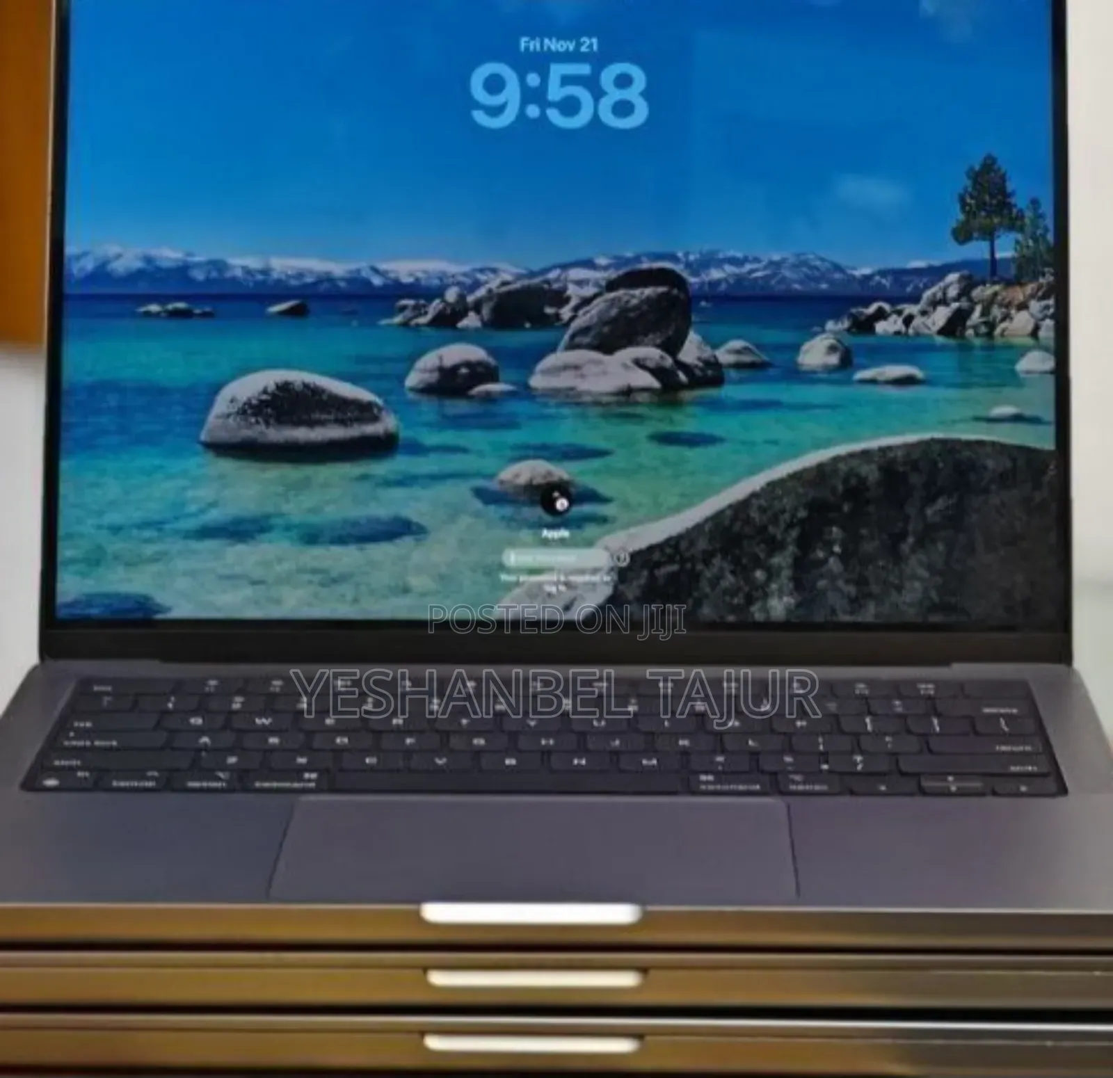 New Laptop Apple MacBook Pro M1 32GB Apple M1 Pro SSD 512GB