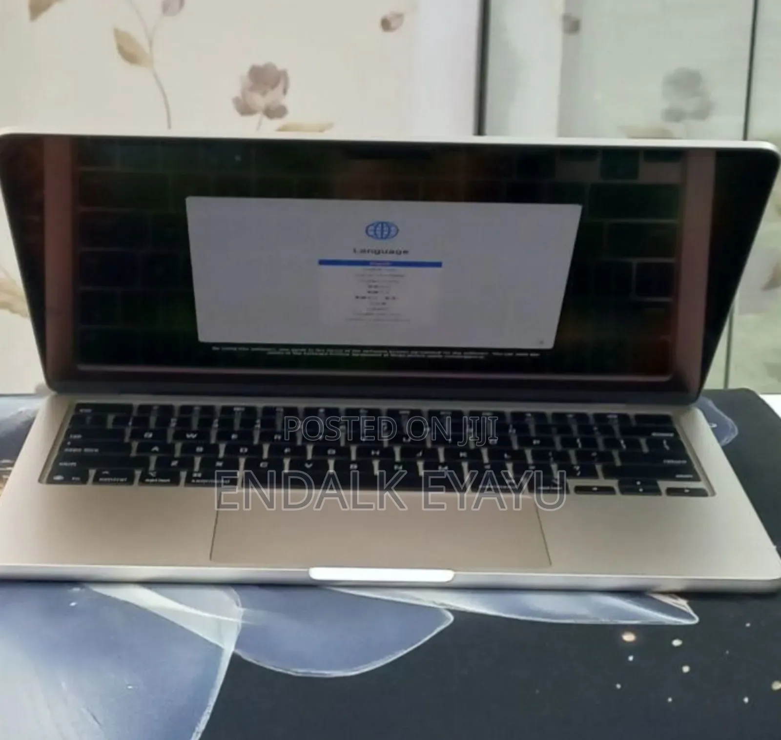 New Laptop Apple MacBook 16GB Apple M4 SSD 256GB