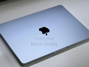 New Laptop Apple MacBook Air 2025 M4 15-Inch 16GB Apple M4 SSD 256GB