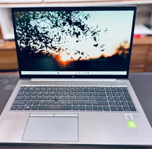 New Laptop HP ZBook Studio 16GB Intel Core I7 SSD 512GB