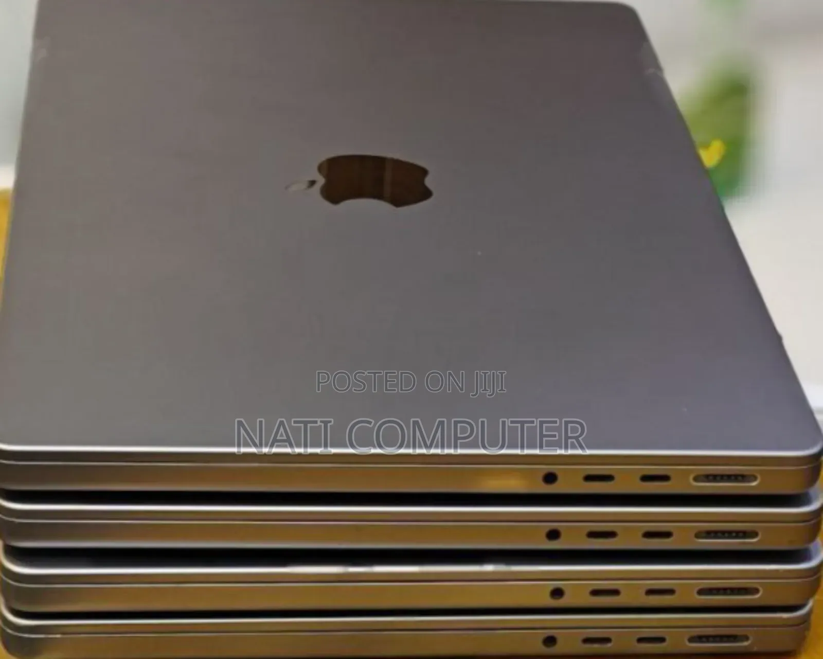 New Laptop Apple MacBook Pro M1 32GB Apple M1 Pro SSD 512GB