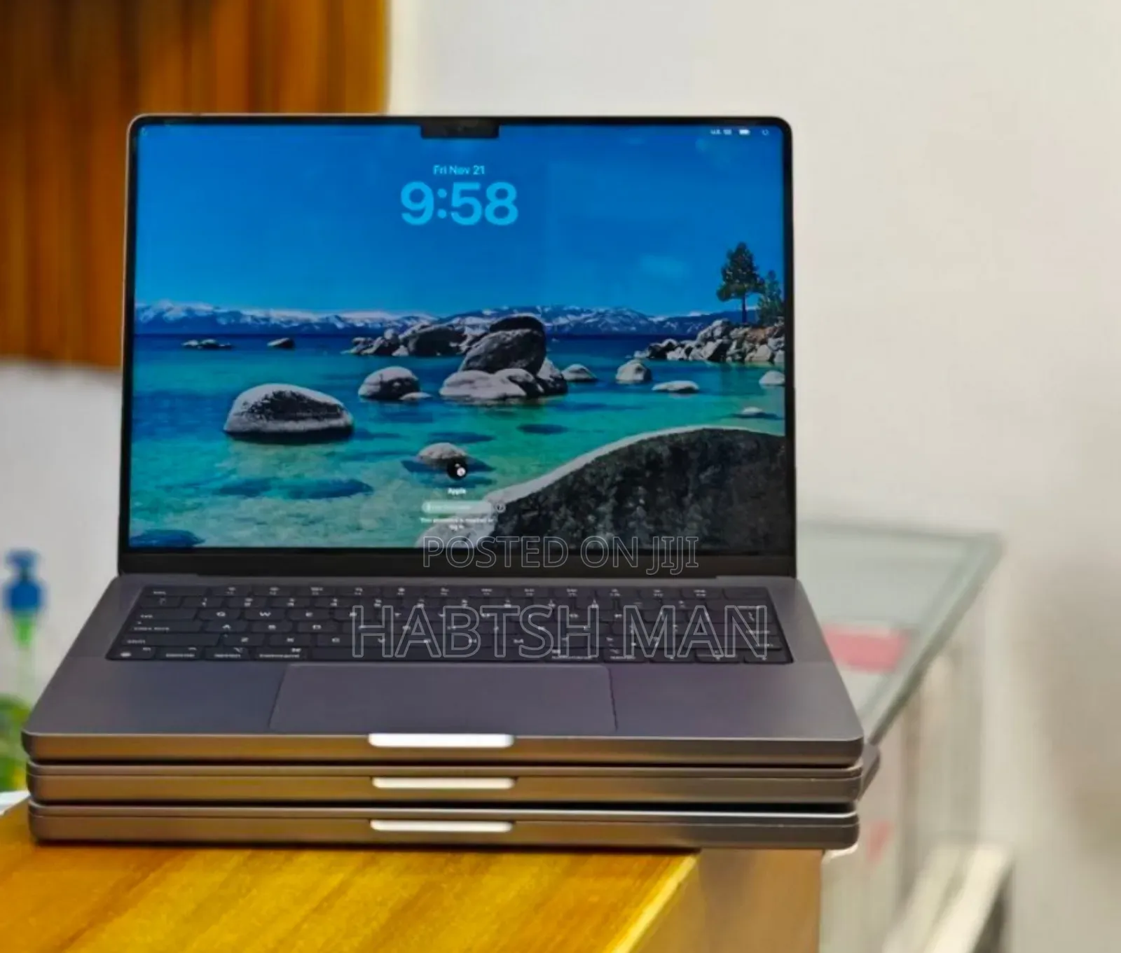 New Laptop Apple MacBook Pro M1 32GB Apple M1 Pro SSD 512GB