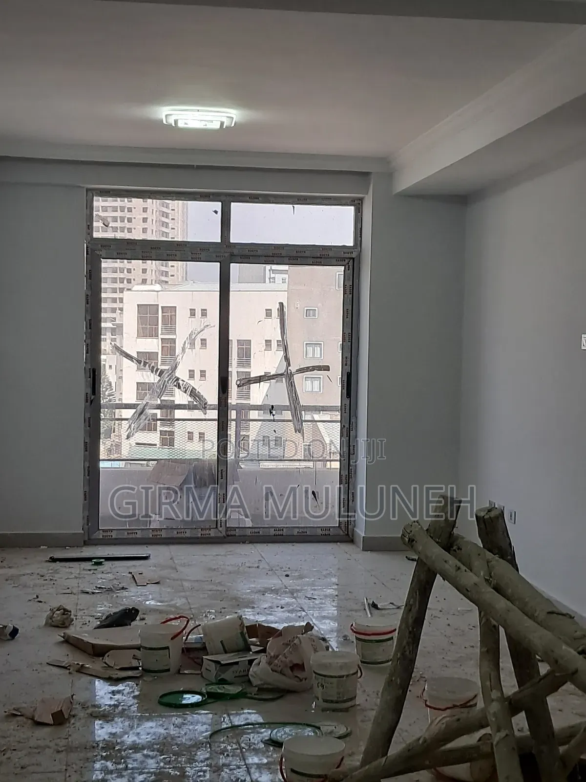 Furnished 2bdrm Apartment in አዲስ ሒወት ሆስፒታል ጋ, Addis Ketema for sale