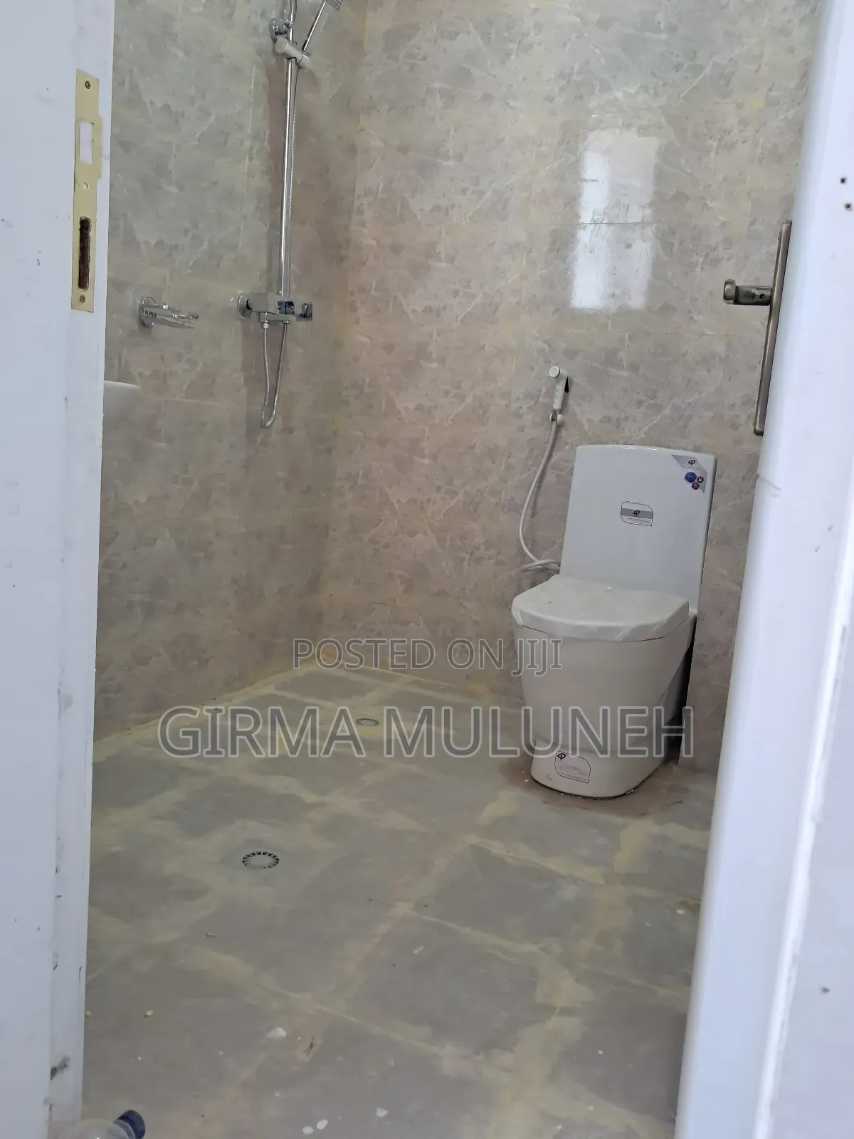Furnished 2bdrm Apartment in አዲስ ሒወት ሆስፒታል ጋ, Addis Ketema for sale