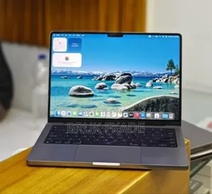 New Laptop Apple MacBook Pro M1 16GB Apple M1 SSD 512GB