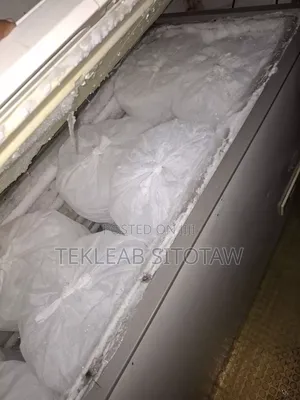 Ice Maker Machine With 4 Fridges