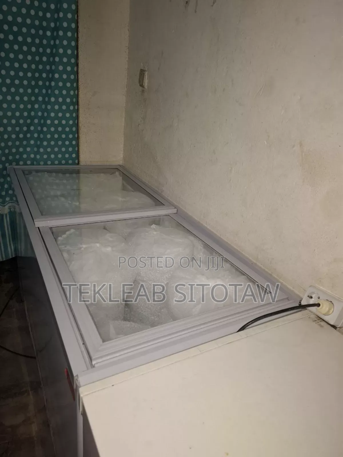 Ice Maker Machine With 4 Fridges