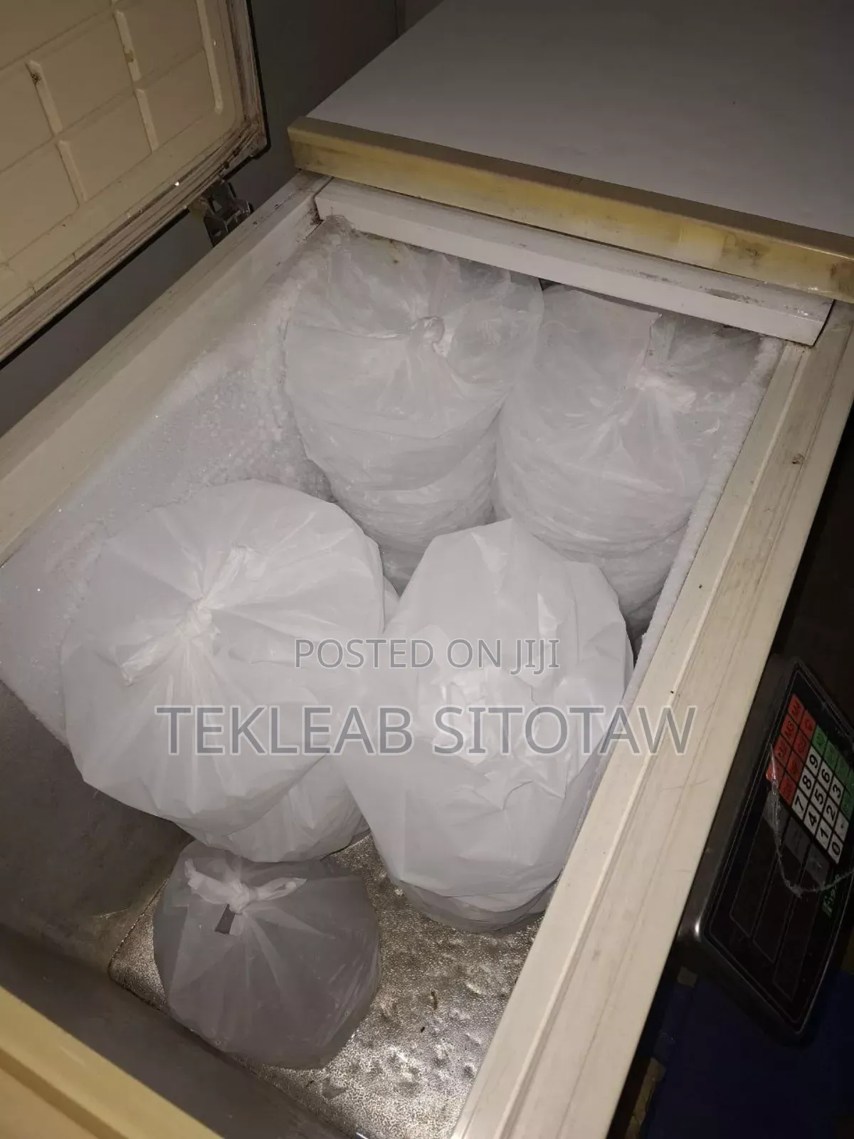 Ice Maker Machine With 4 Fridges