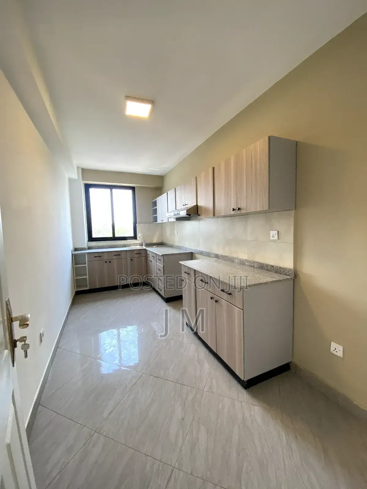 3bdrm Apartment in Kirkos for rent