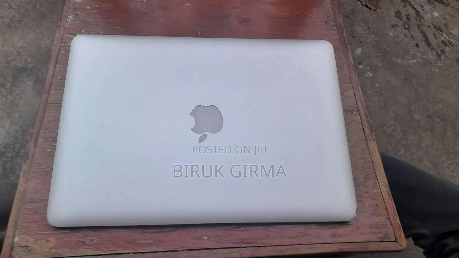 Laptop Apple MacBook Pro 2017 8GB Intel Core I5 SSD 128GB