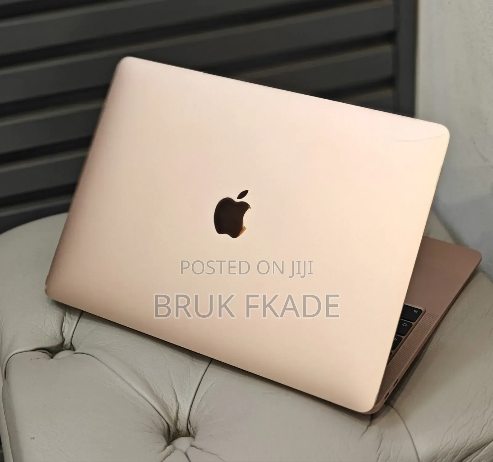 New Laptop Apple MacBook Air 2020 M1 8GB Intel Core I3 SSD 256GB