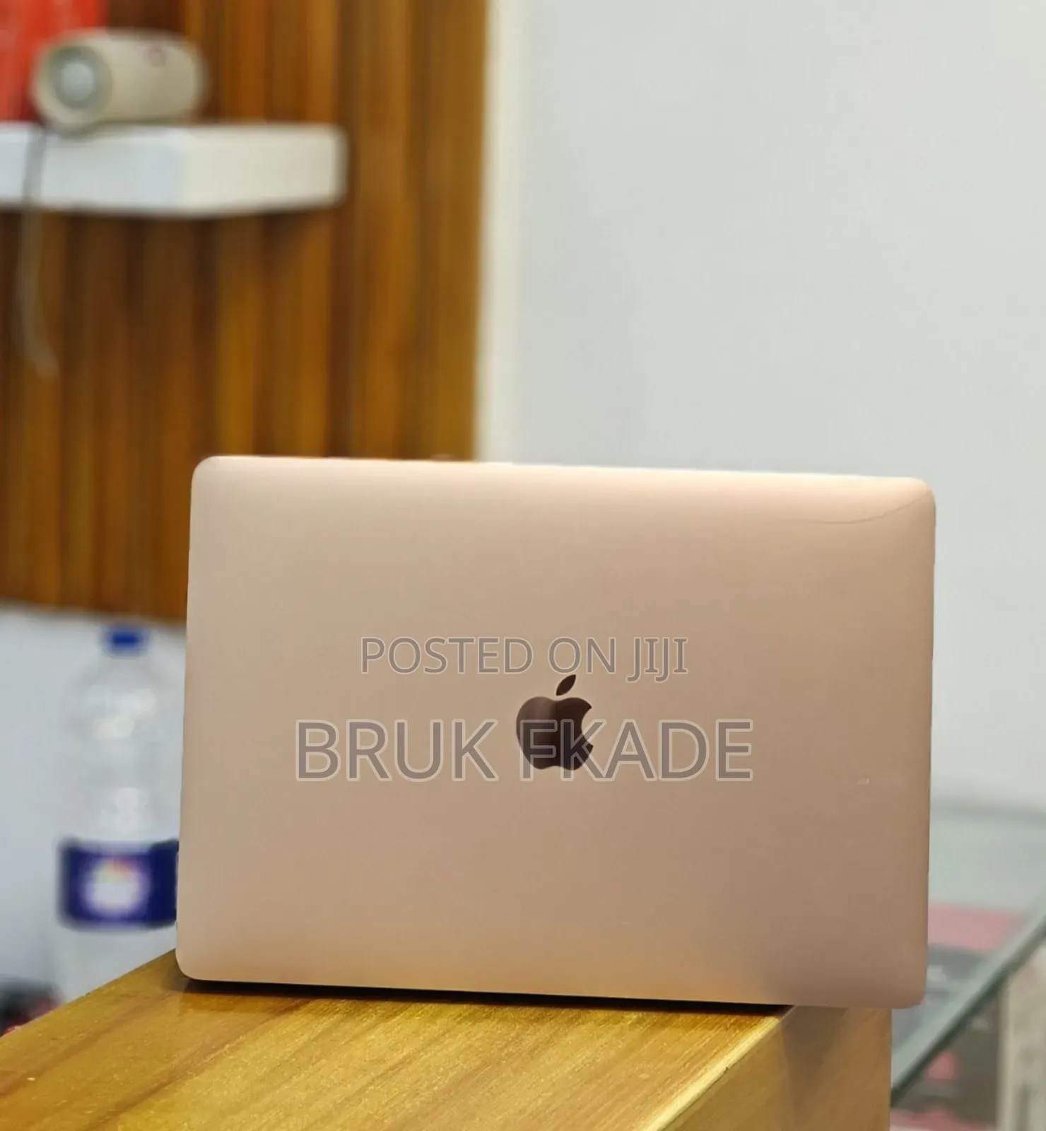 New Laptop Apple MacBook Air 2020 M1 8GB Intel Core I3 SSD 256GB