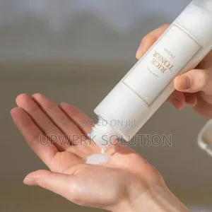 77.78% Pure Rice Extract For Bright, Smooth, Glowing Skin