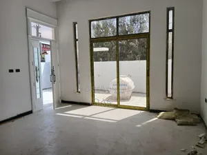 3bdrm Villa in የሚሸጥ ቪላ ሰሚት ለአስፓልት, Bole for sale