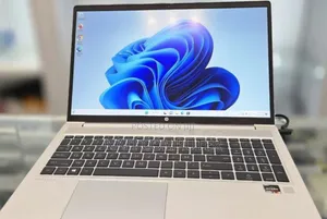 New Laptop HP 8GB AMD Ryzen 5 SSD 256GB