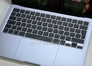 New Laptop Apple MacBook Air 2025 M4 13-Inch 16GB Apple M4 SSD 256GB