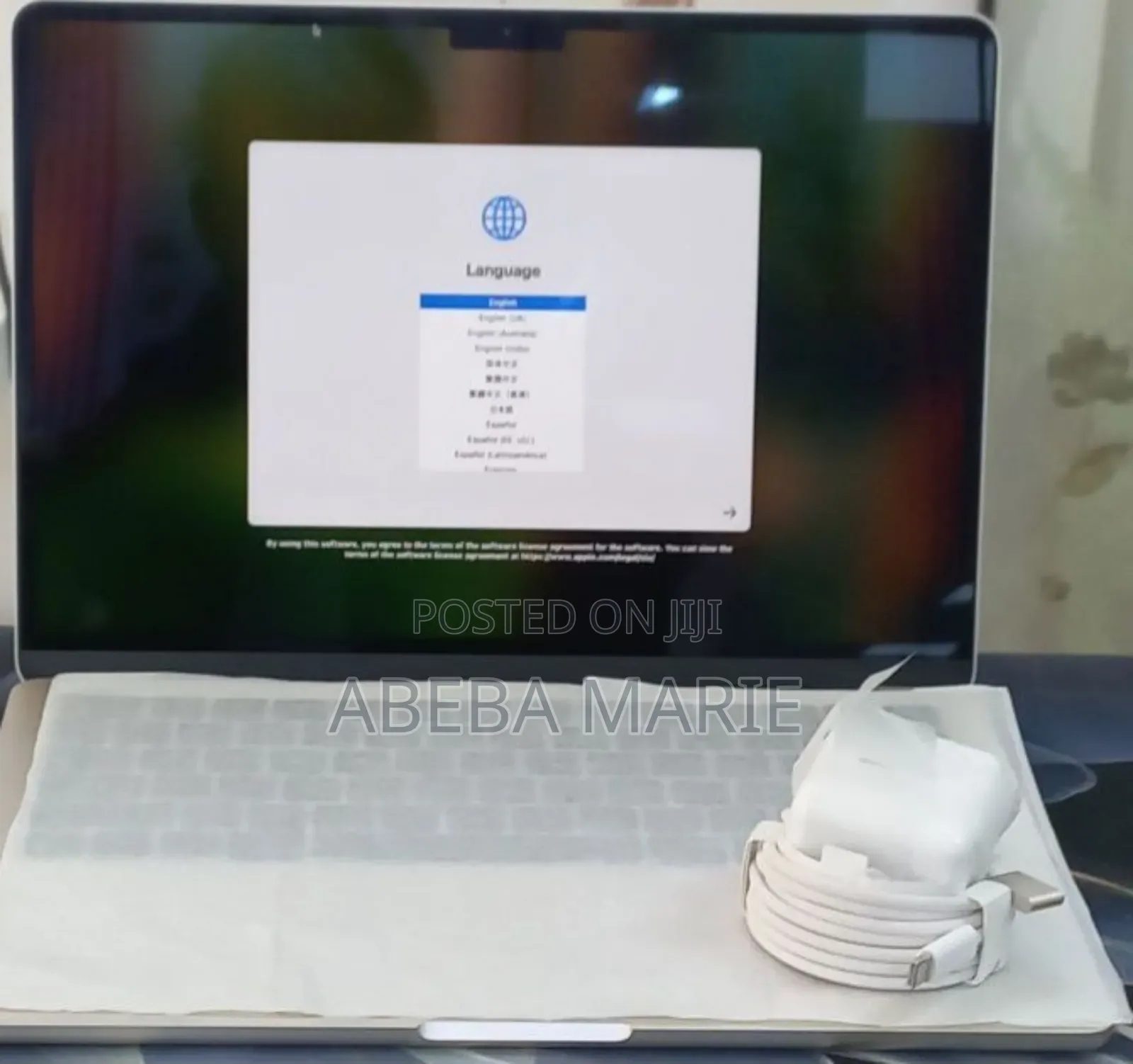 New Laptop Apple MacBook Air 2025 M4 13-Inch 16GB Apple M4 SSD 256GB