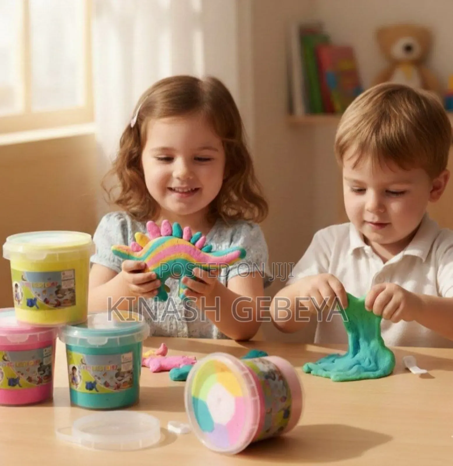 Kids Playing Super Light Clay Mud