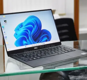 New Laptop Dell XPS 13 8GB Intel Core I7 SSD 512GB