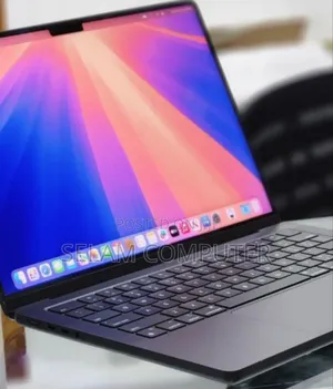 New Laptop Apple MacBook Air 2025 M4 13-Inch 16GB Apple M4 SSD 512GB