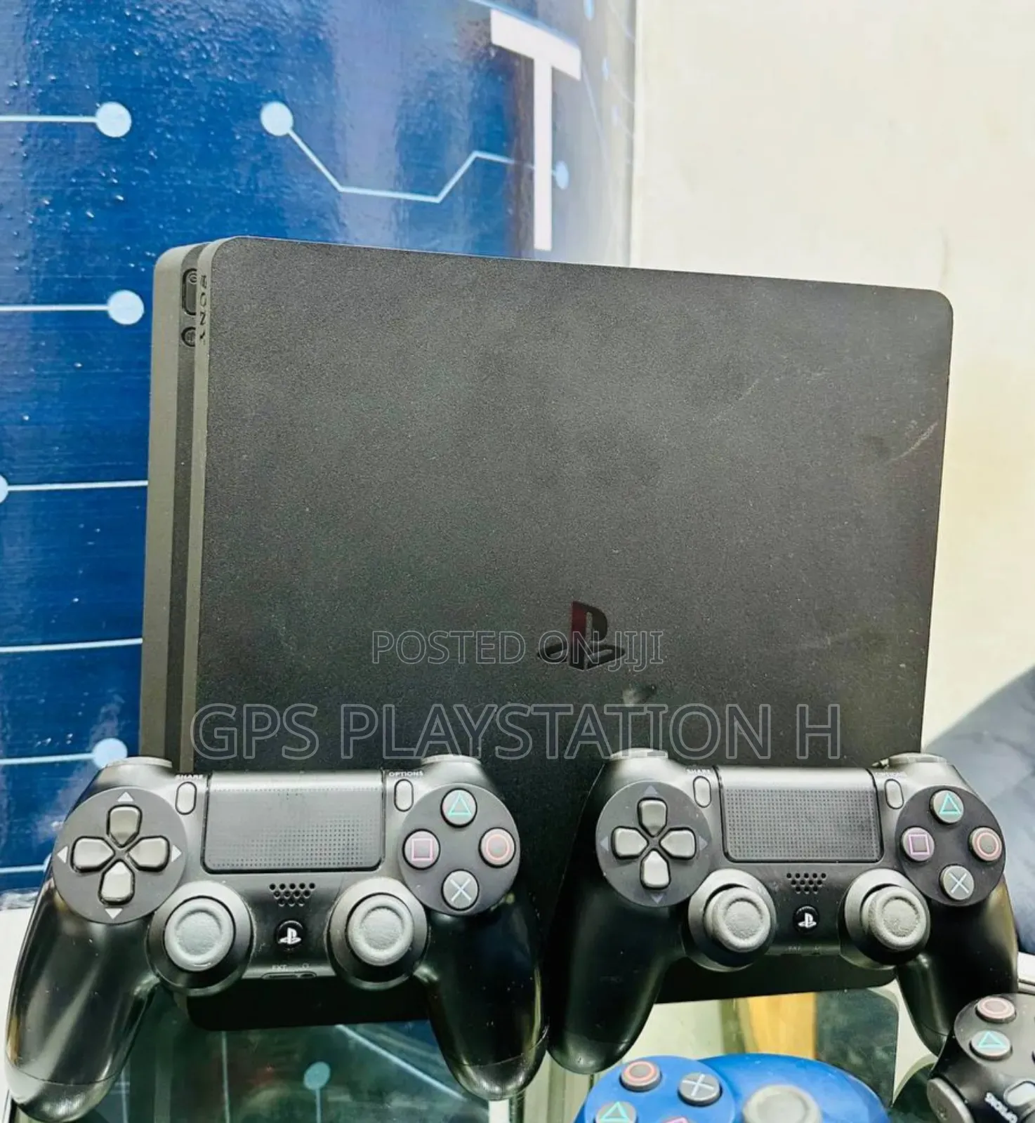 Playstation 4 Slim Jealbreak Fc 26, Call of Duty,Last Ofus2, Reddead