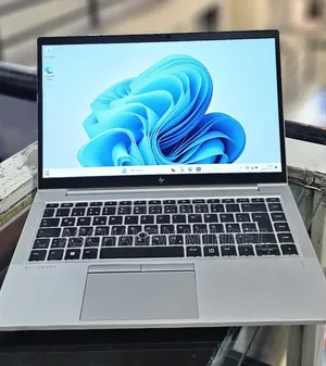 New Laptop HP EliteBook 840 G8 16GB Intel Core I5 SSD 512GB