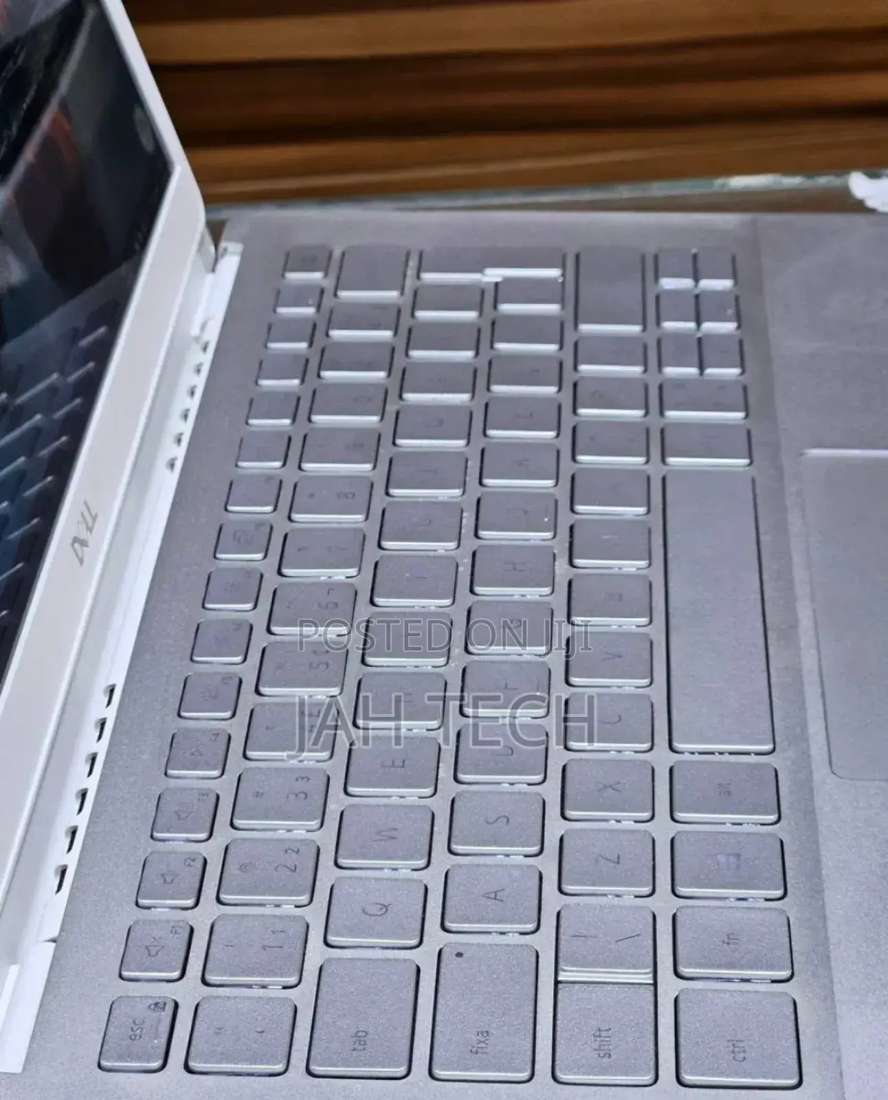 New Laptop Dell Inspiron 15 8GB Intel Core I7 SSD 256GB