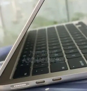 New Laptop Apple MacBook Air 2025 M4 13-Inch 16GB Apple M4 SSD 256GB