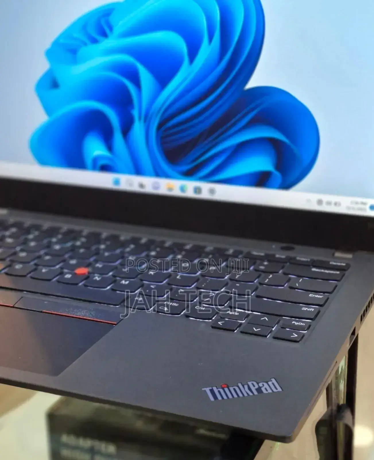 New Laptop Lenovo Thinkpad T14s Gen 2 16GB Intel Core I7 SSD 512GB