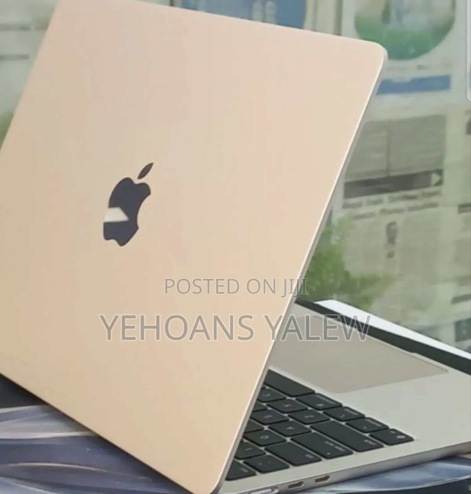 New Laptop Apple MacBook Pro 2024 M4 14-Inch 8GB Apple M4 SSD 256GB