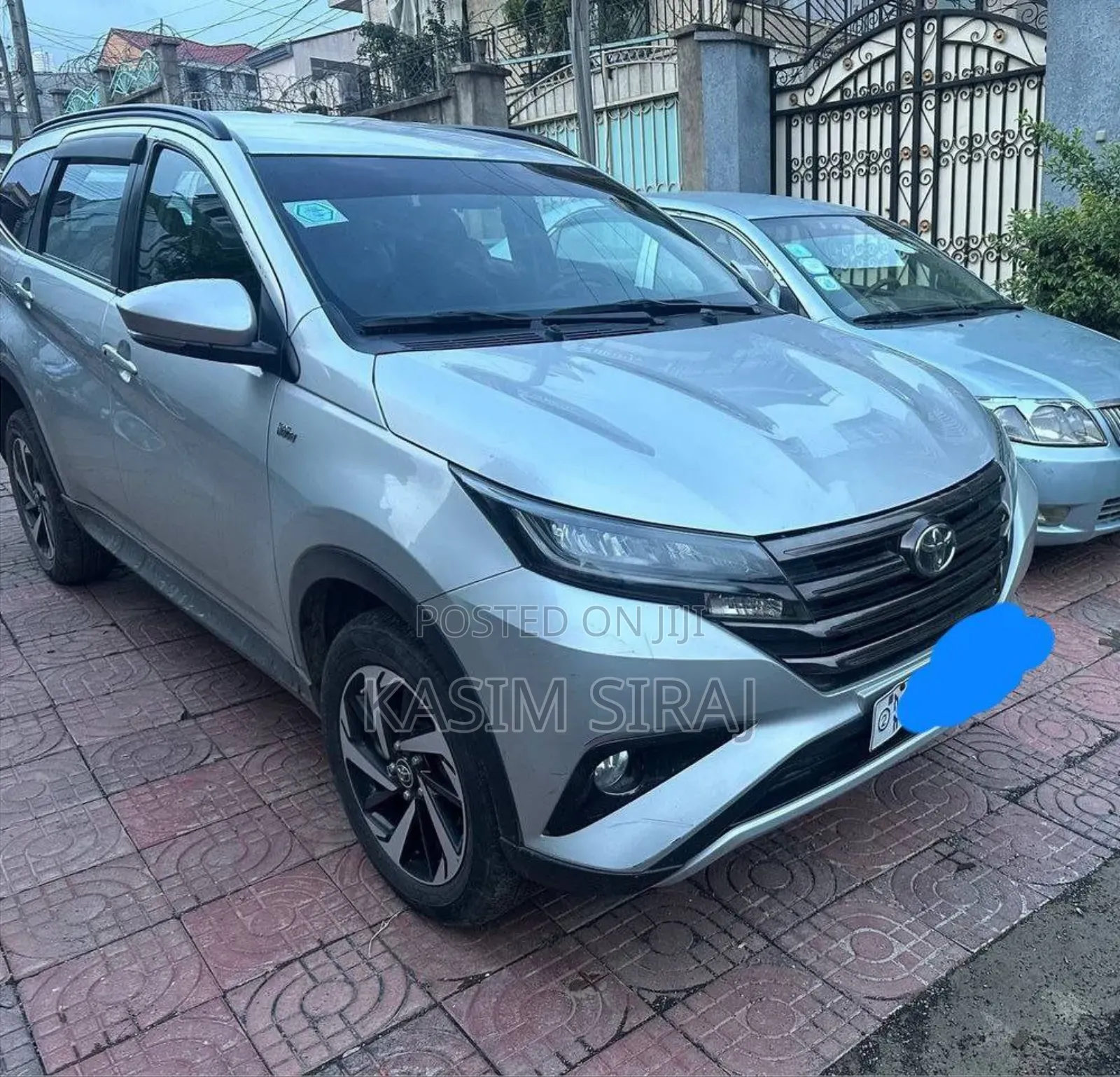 Toyota Rush 2022 Silver