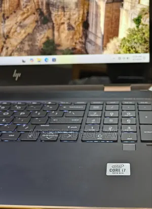 New Laptop HP Spectra 13 16GB Intel Core I7 SSD 512GB