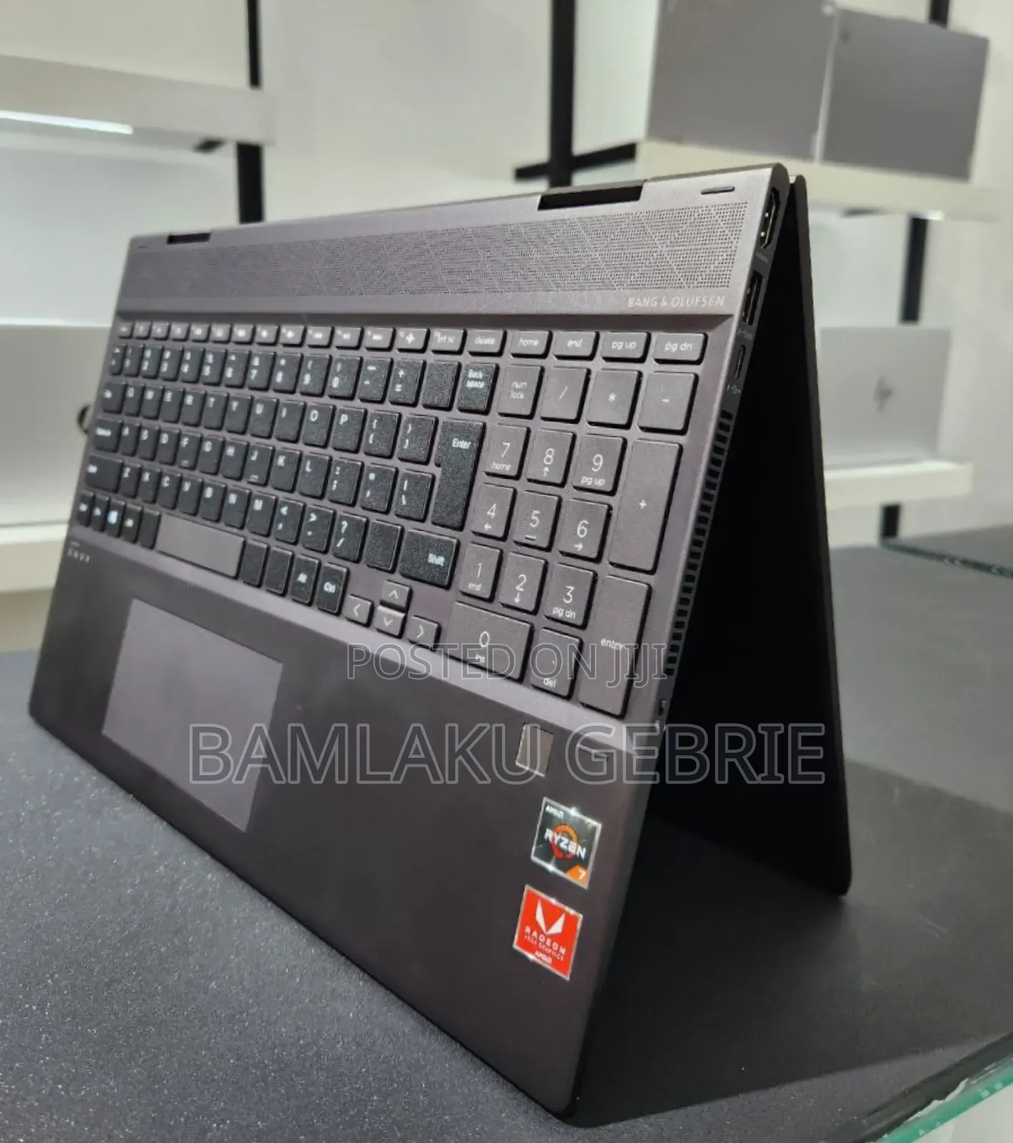 New Laptop HP Envy X360 8GB AMD Ryzen 7 SSD 256GB