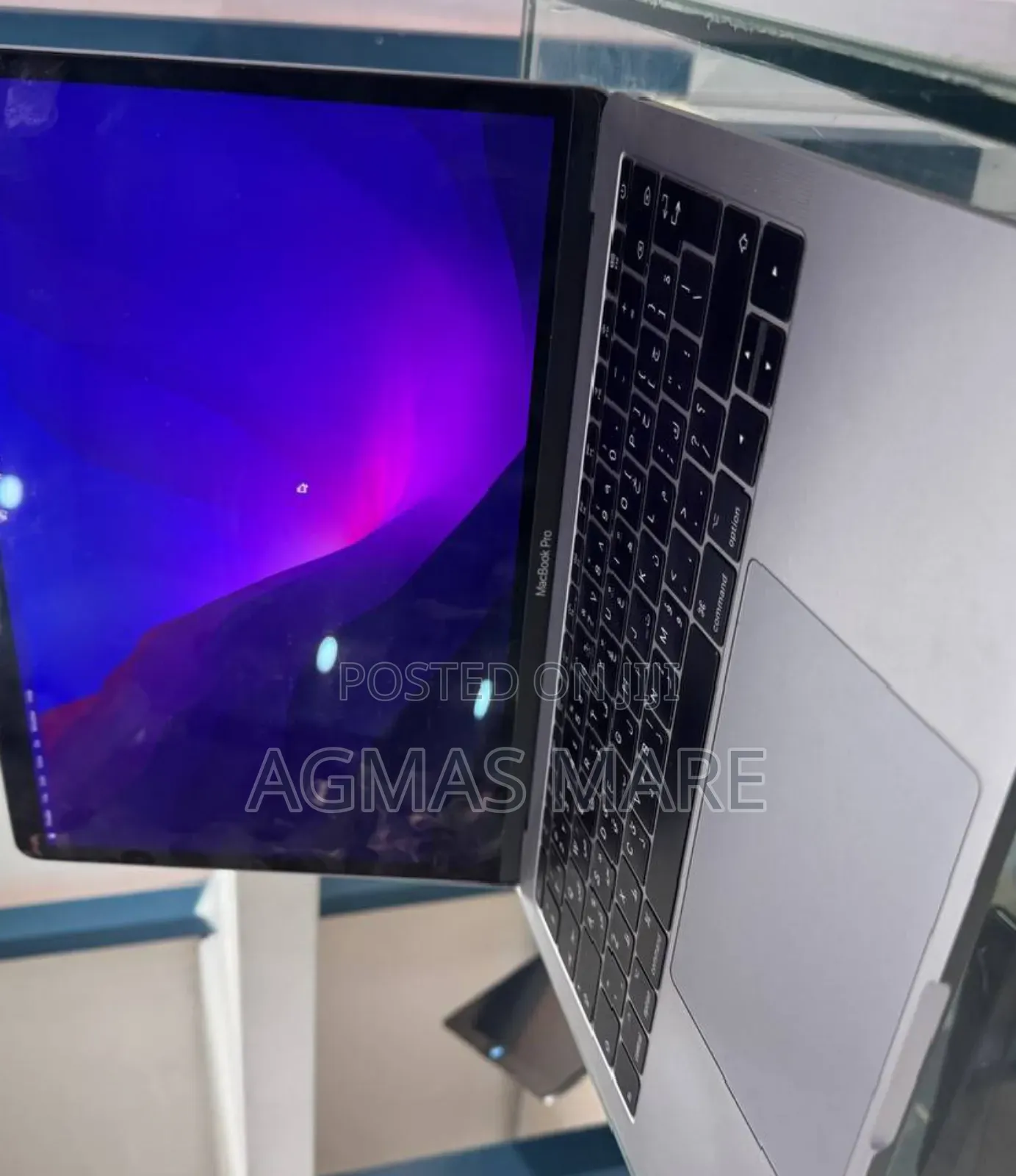 New Laptop Apple MacBook Pro 2017 8GB Intel Core I5 SSD 256GB