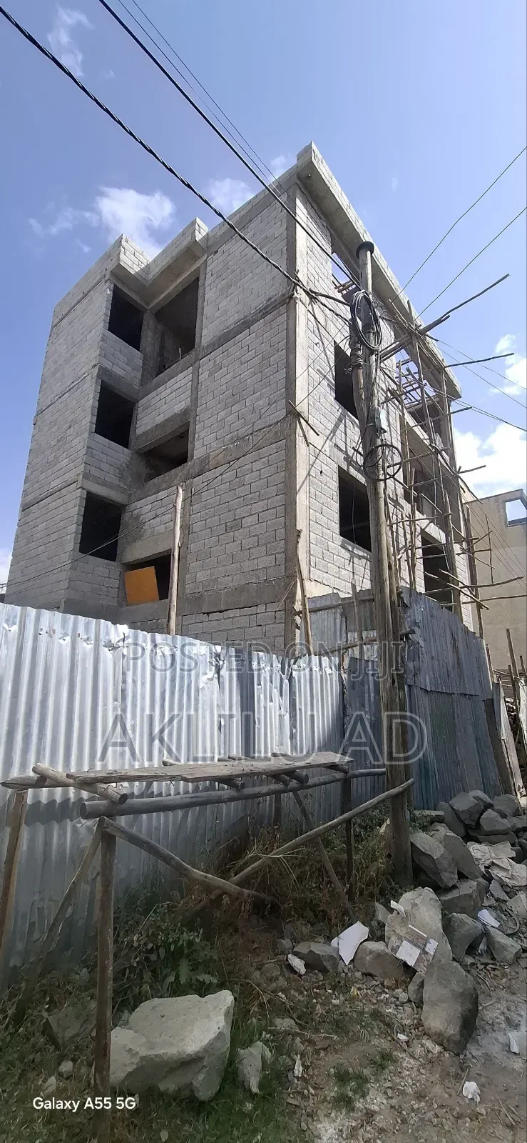 7bdrm Townhouse/Terrace in ቦሌ አያት, Bole for sale