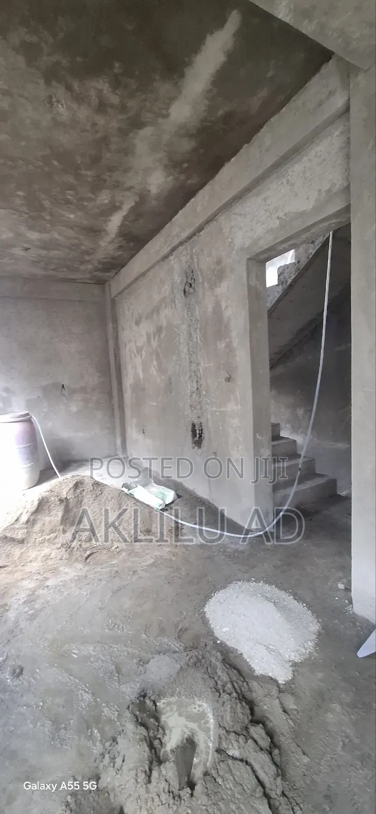 7bdrm Townhouse/Terrace in ቦሌ አያት, Bole for sale