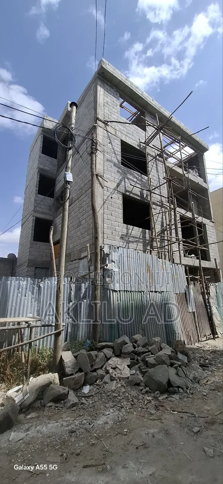 7bdrm Townhouse/Terrace in ቦሌ አያት, Bole for sale
