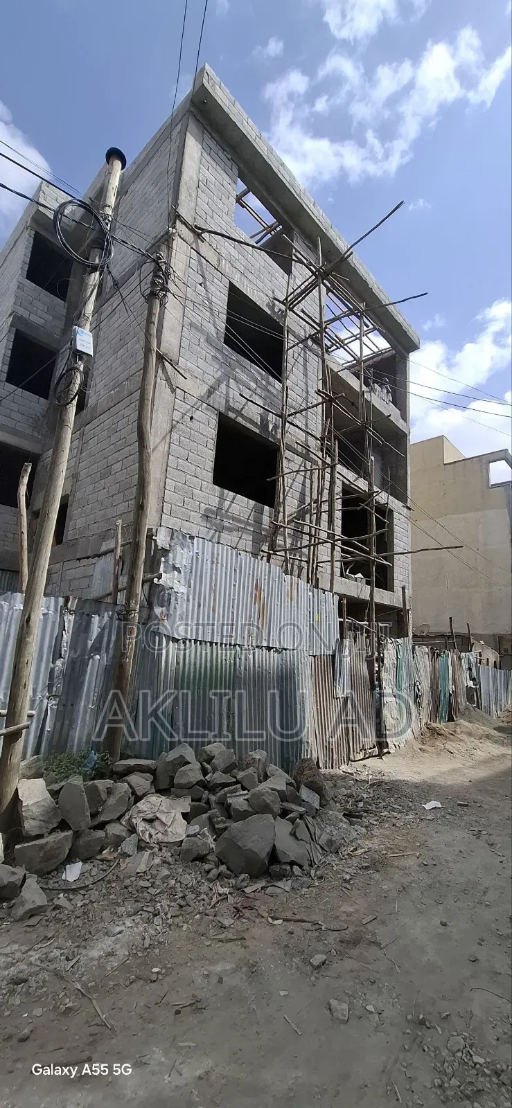 7bdrm Townhouse/Terrace in ቦሌ አያት, Bole for sale