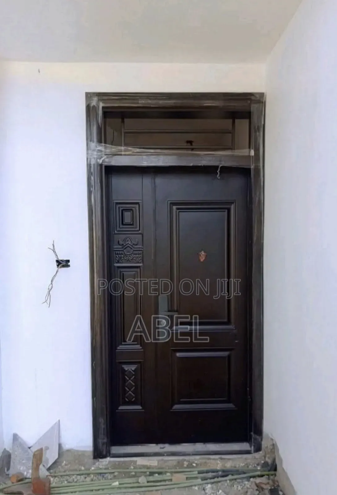 ለዘመናዊ ቤት ዘመናዊ በር አለን Victor