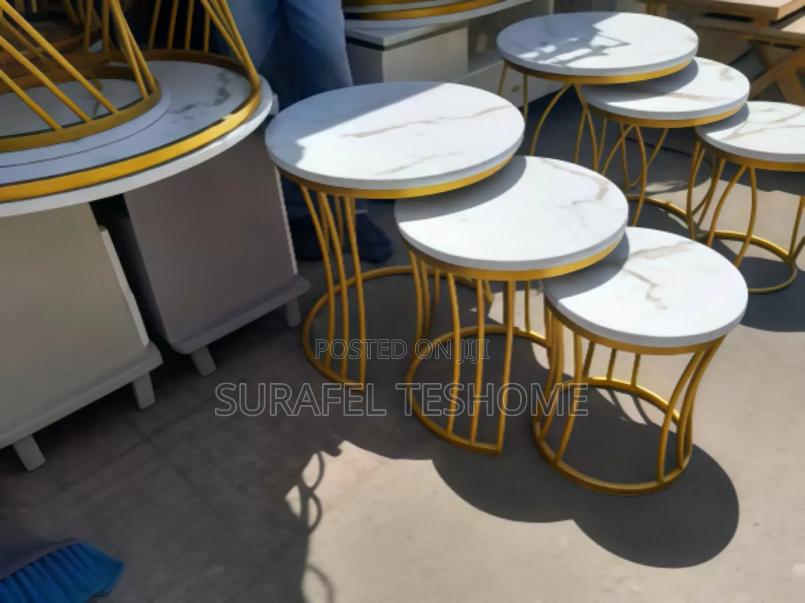 ምርጥ ኮፊ ቴብሎች – Epoxy-Made Coffee Tables