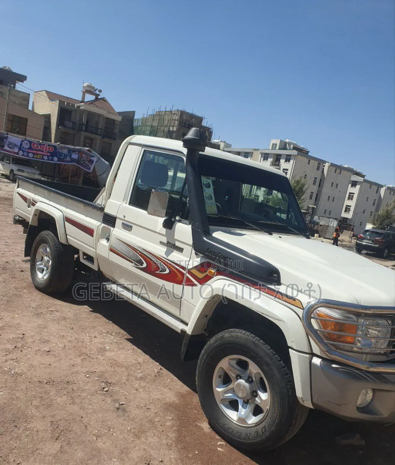 Toyota Land Cruiser 2012 White