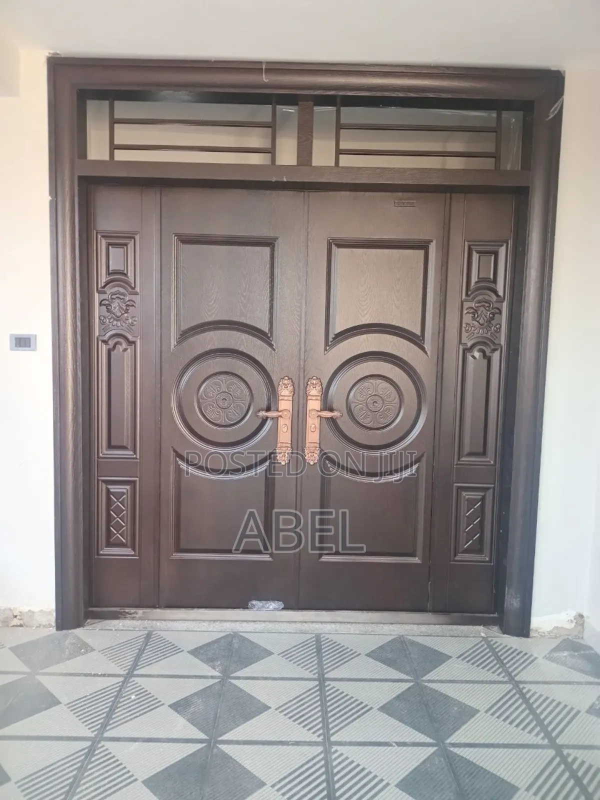 ውብና ዘመናዊ የቤት በር ከፈለጉ አለን Victor