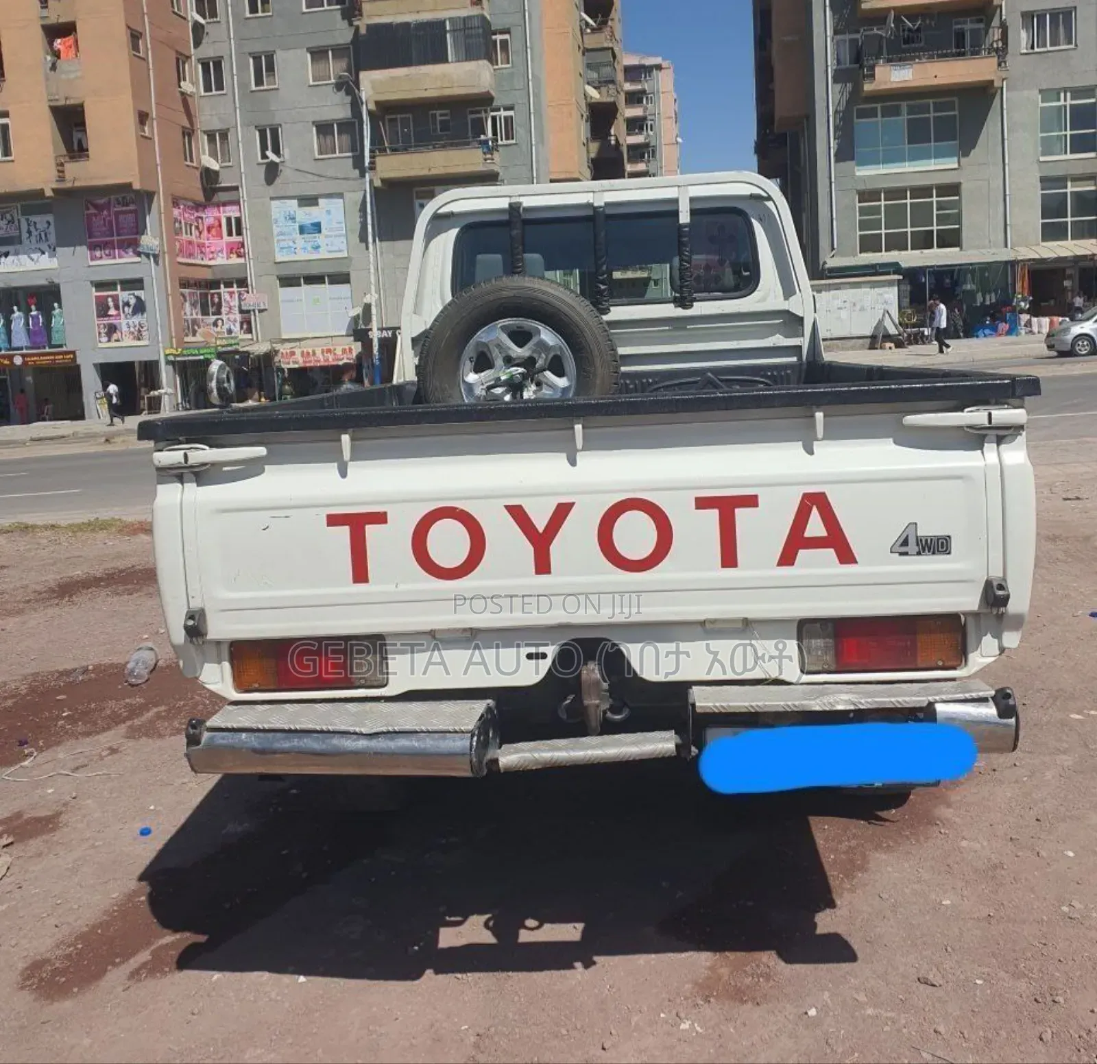 Toyota Land Cruiser 2012 White