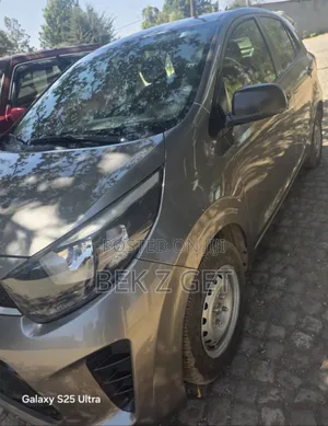 Kia Picanto 2017 Gray