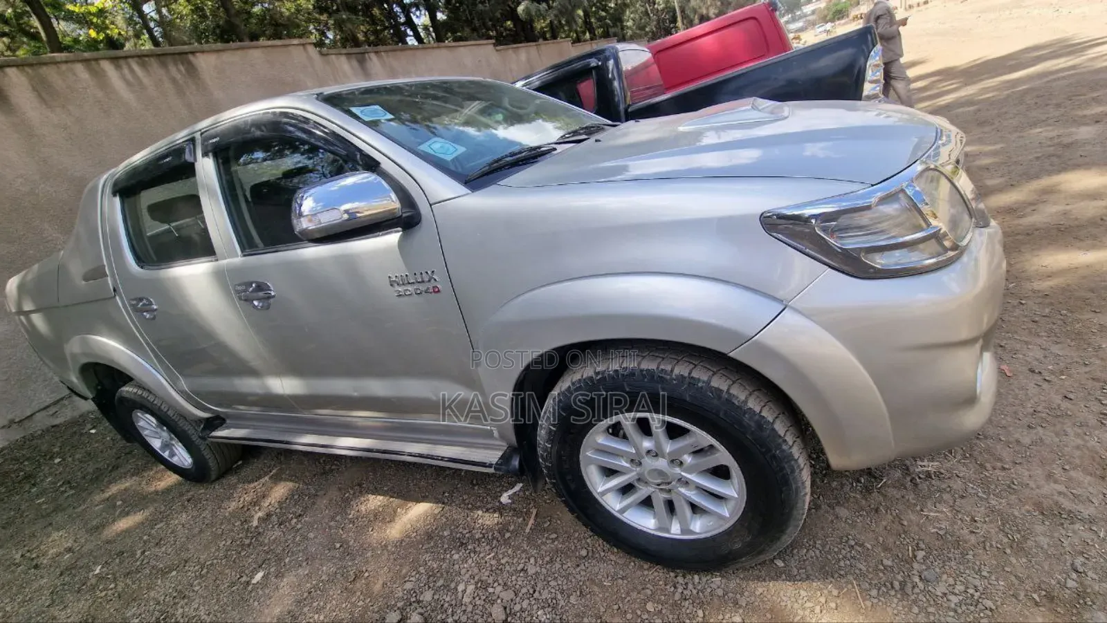 Toyota Hilux SR 4x4 2014 Silver